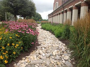 Landscaping at GE EPISCENTER in Dayton